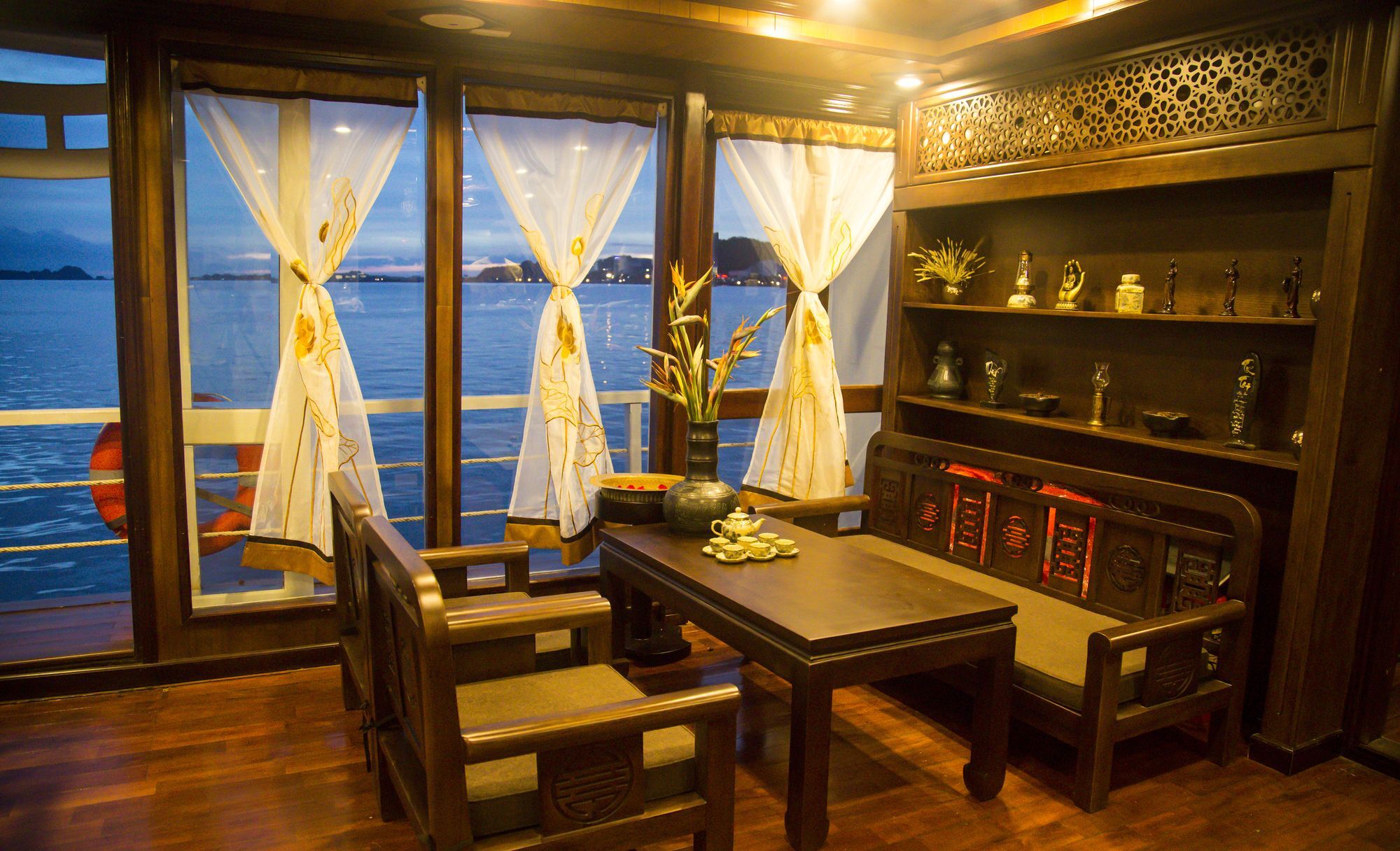 Renea Cruises Halong Hotel Ha Long Exterior foto