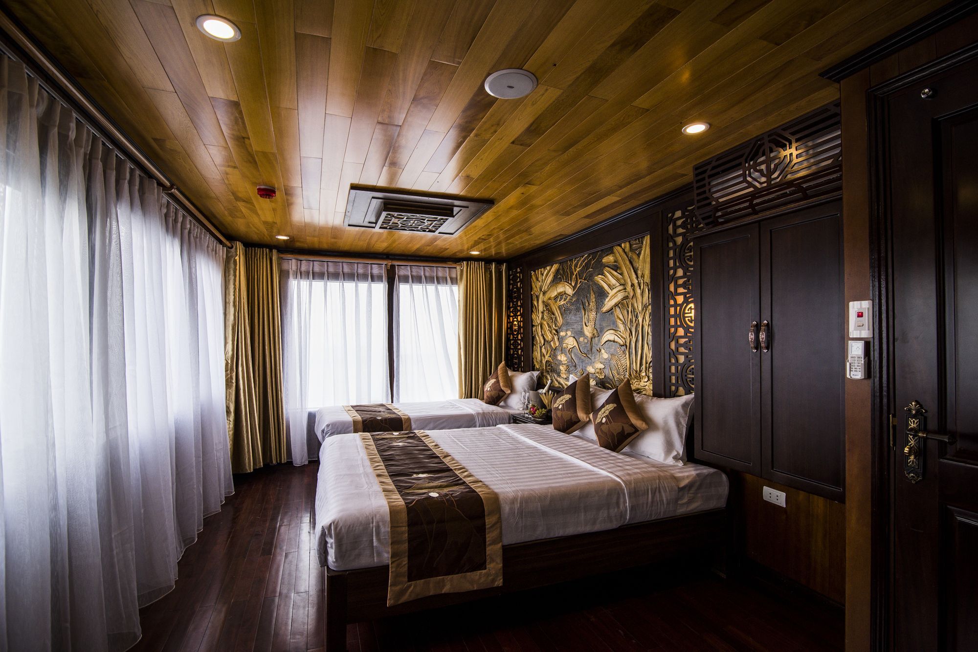 Renea Cruises Halong Hotel Ha Long Exterior foto