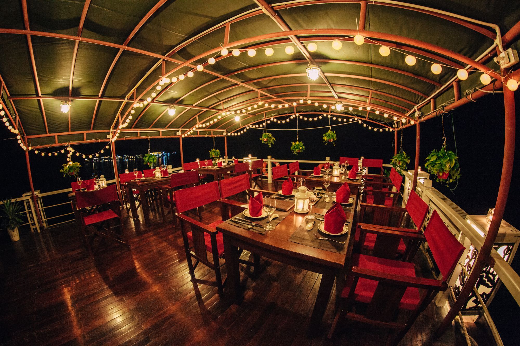 Renea Cruises Halong Hotel Ha Long Exterior foto